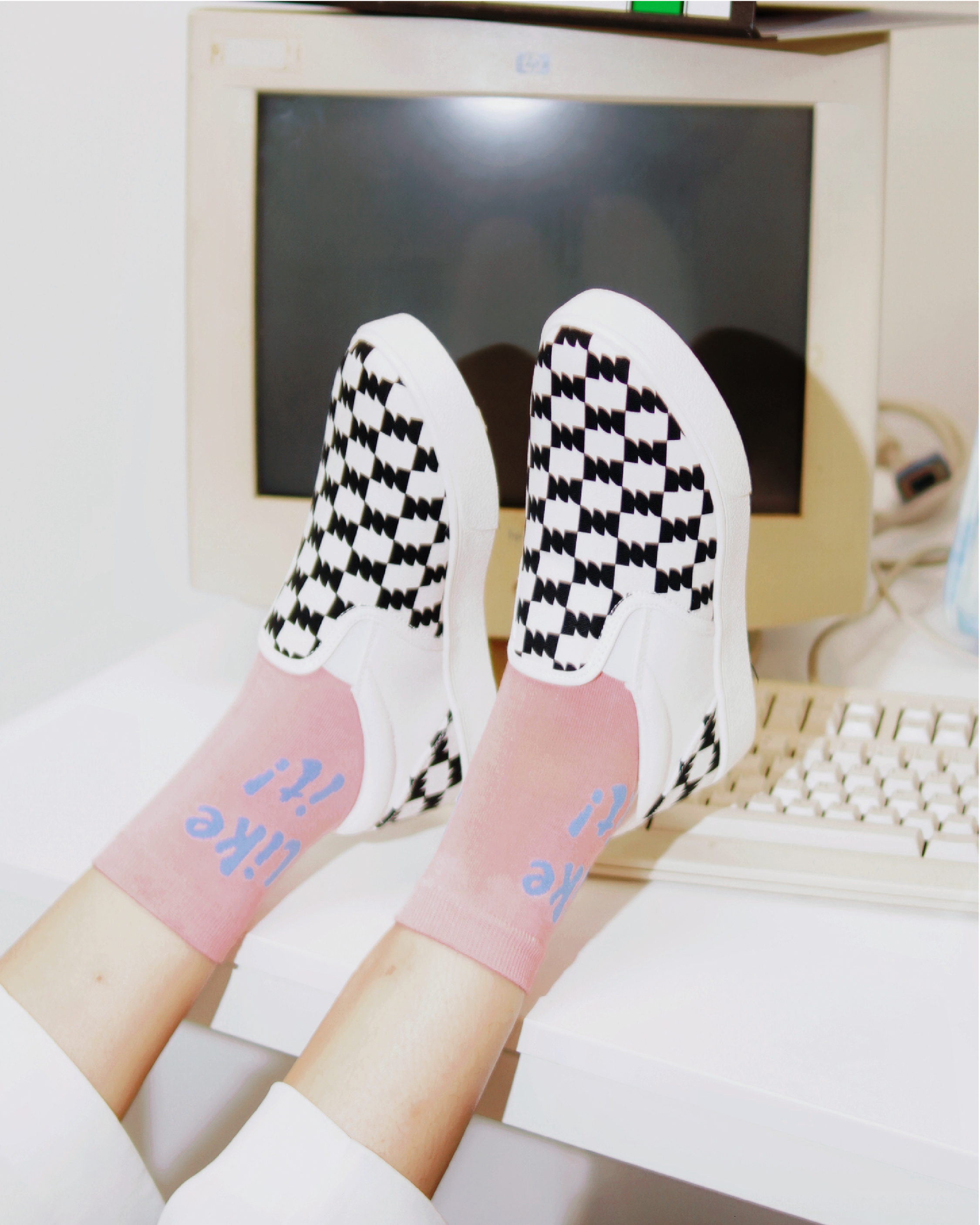 CheckerM Rounded Toe Sneakers Women (Black)