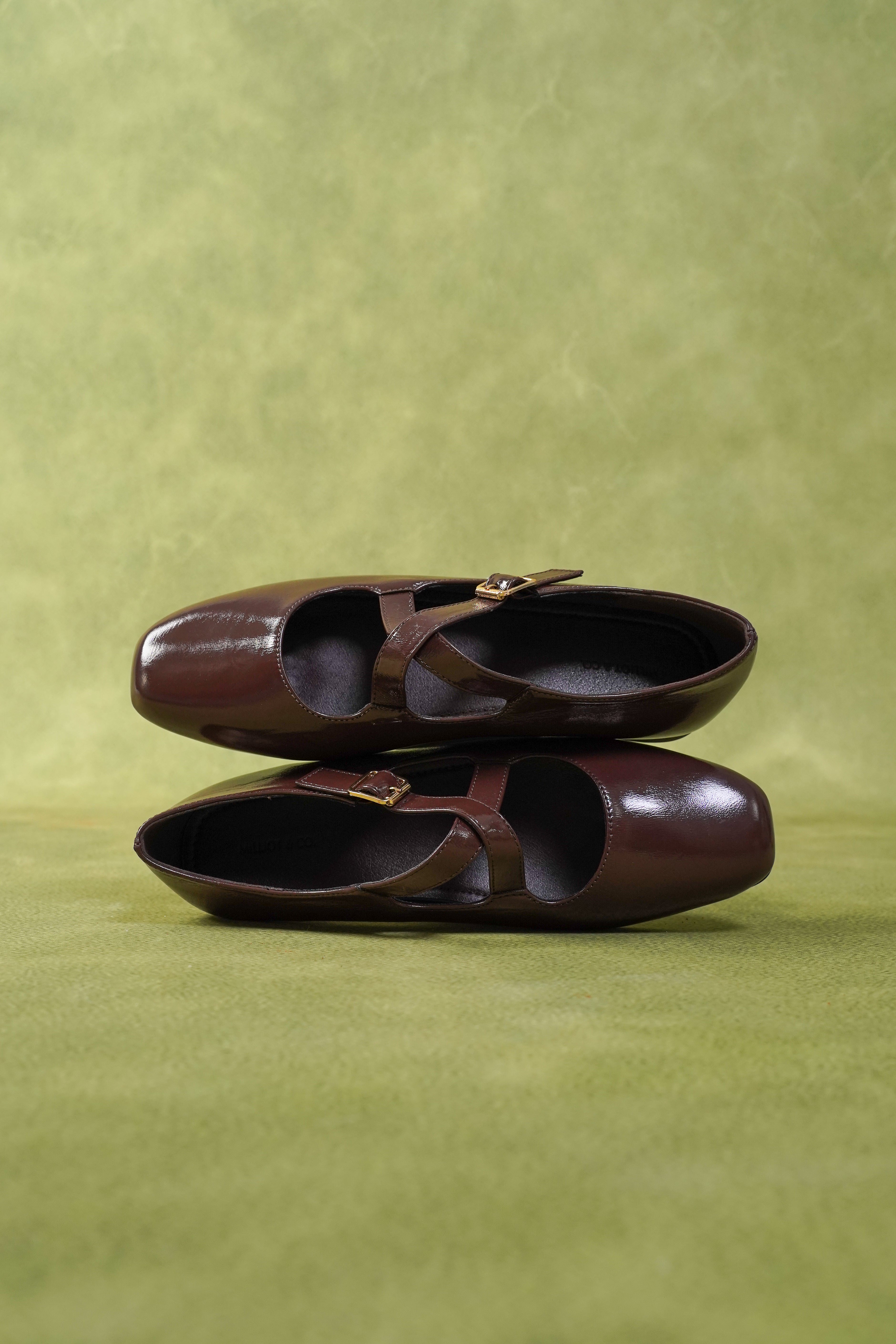 Jillian Crossed Patent Ballerina & Flats (Espresso)