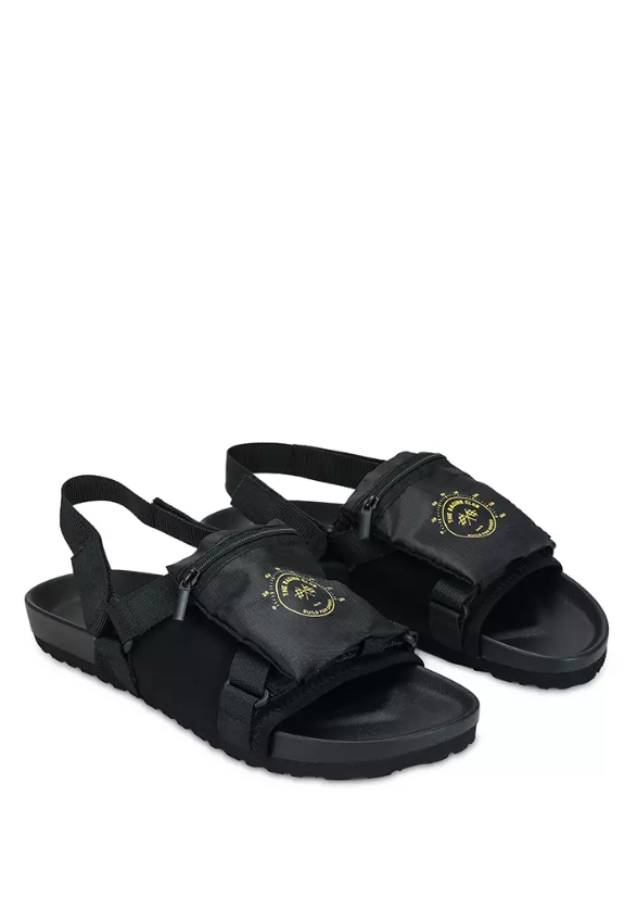 Happy Go Getters Women Open Toe Sandals & Flip Flops (Black)