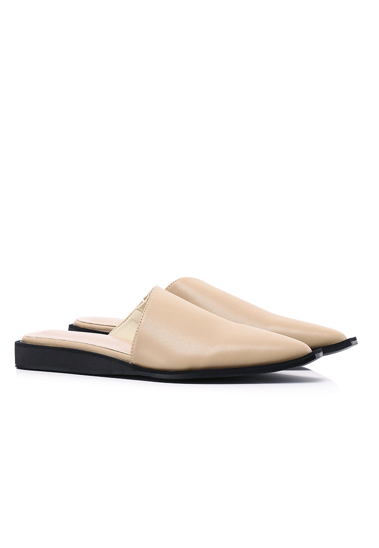 Aira Slip On Sandals (Nude)