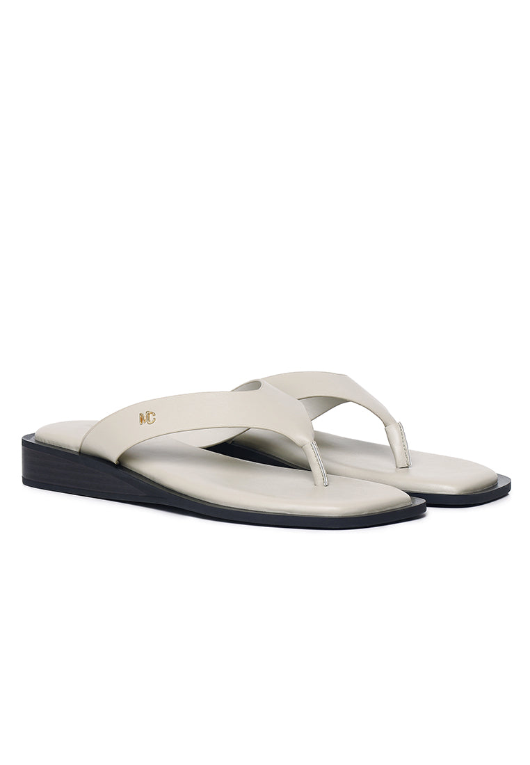 Cora Thong Sandals (Light Green)