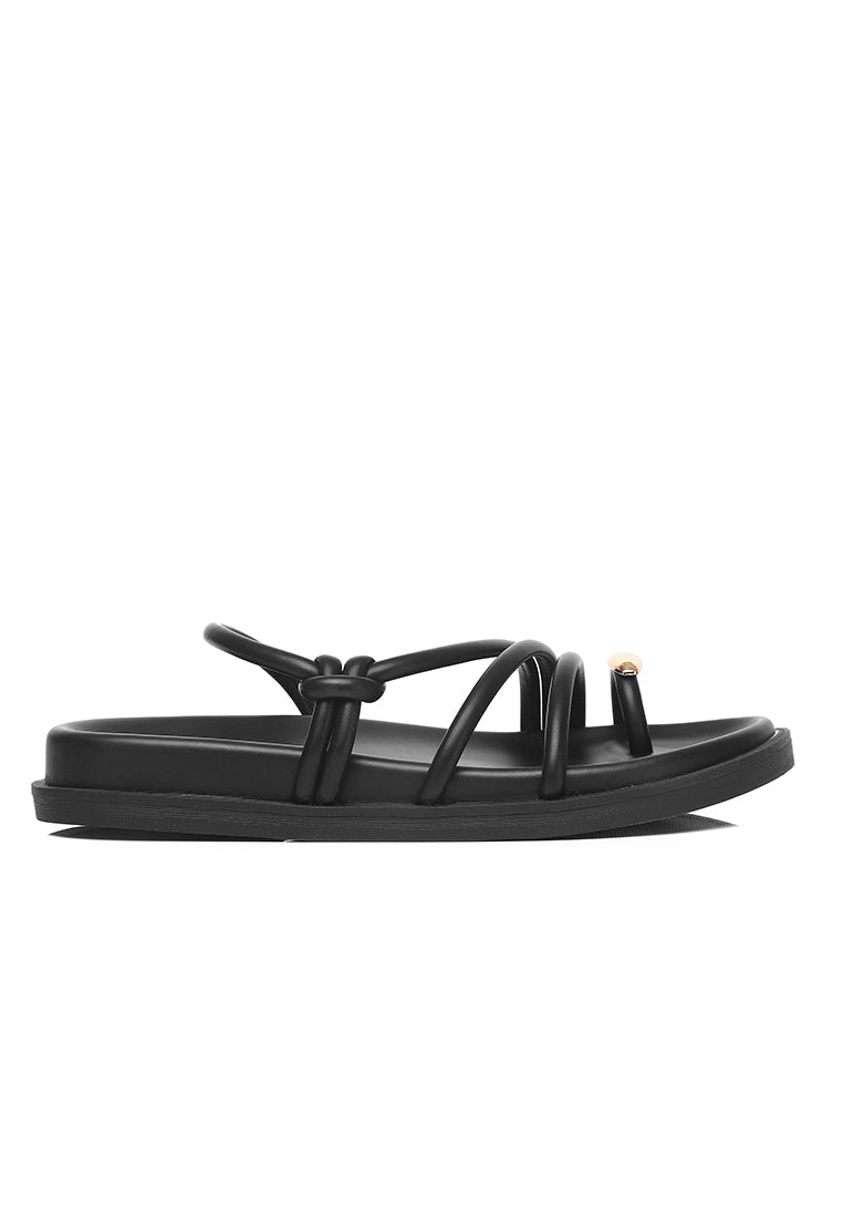Lydia Strappy Toe Ring Sandals (Black)