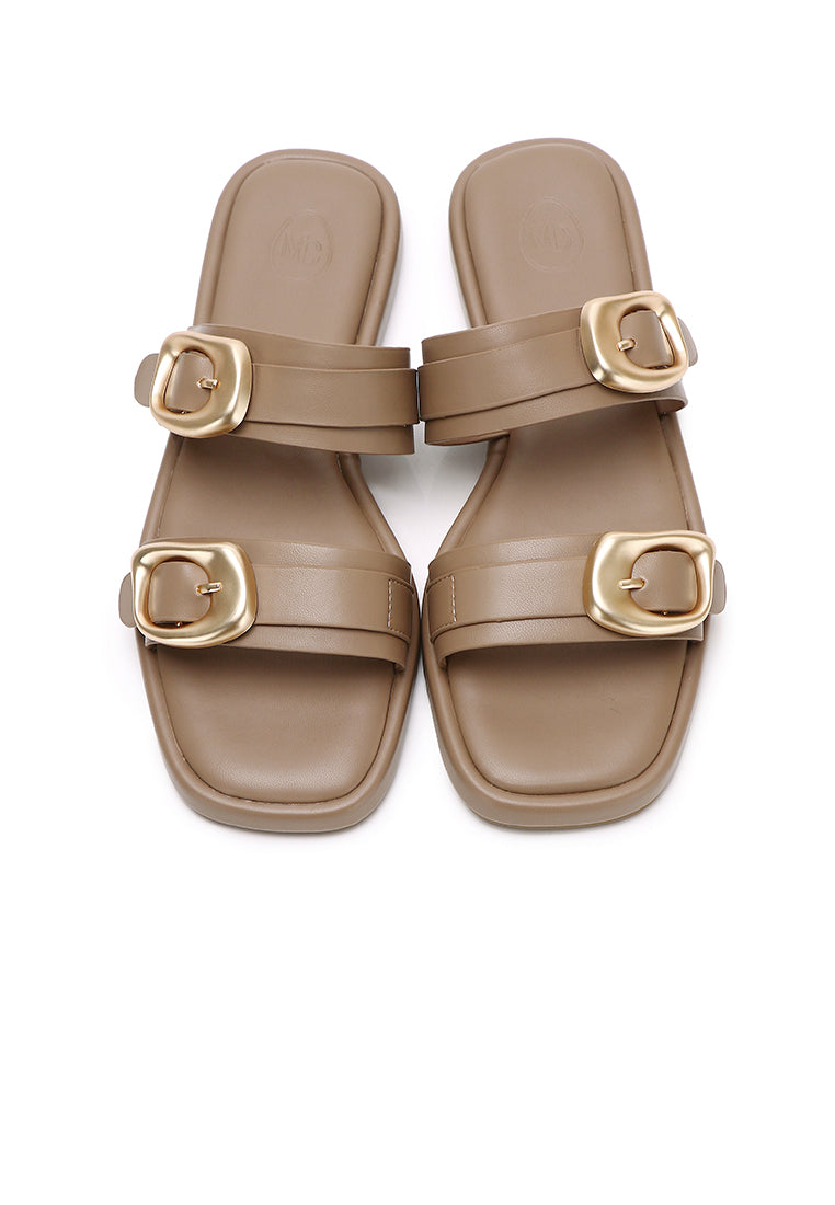Samyan Buckled Strap Sandals (Brown)