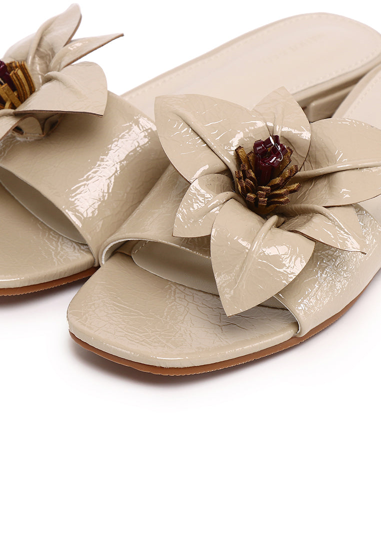 Rowan Floral Sandals (Khaki)