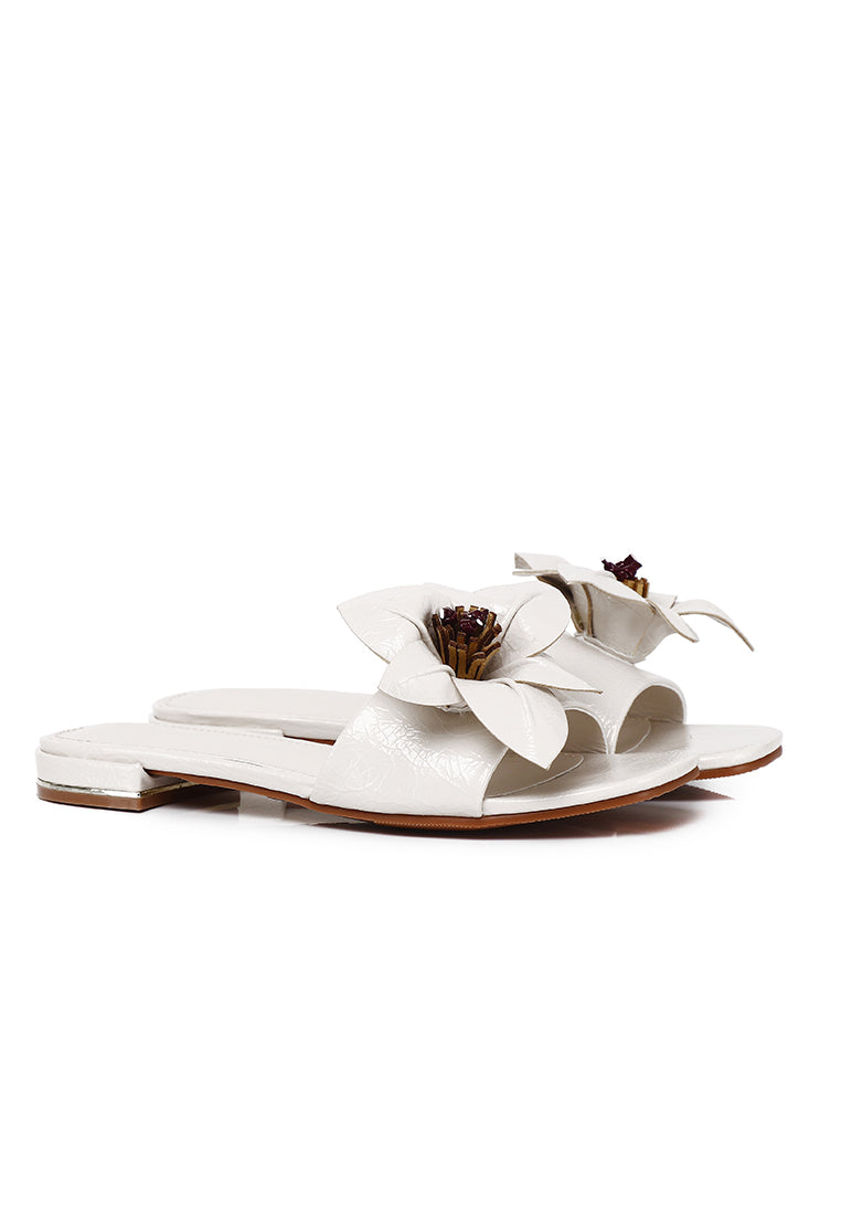 Rowan Floral Sandals (White)