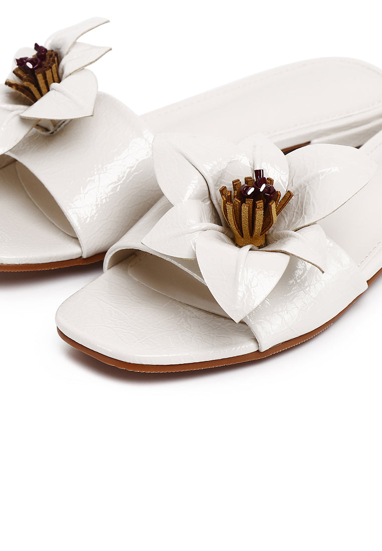 Rowan Floral Sandals (White)