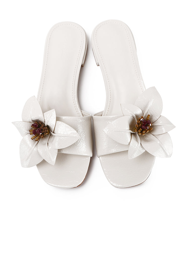 Rowan Floral Sandals (White)