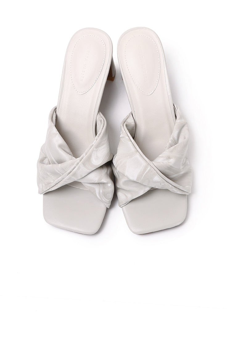 Hailey Slip Ons Mules (Bone)