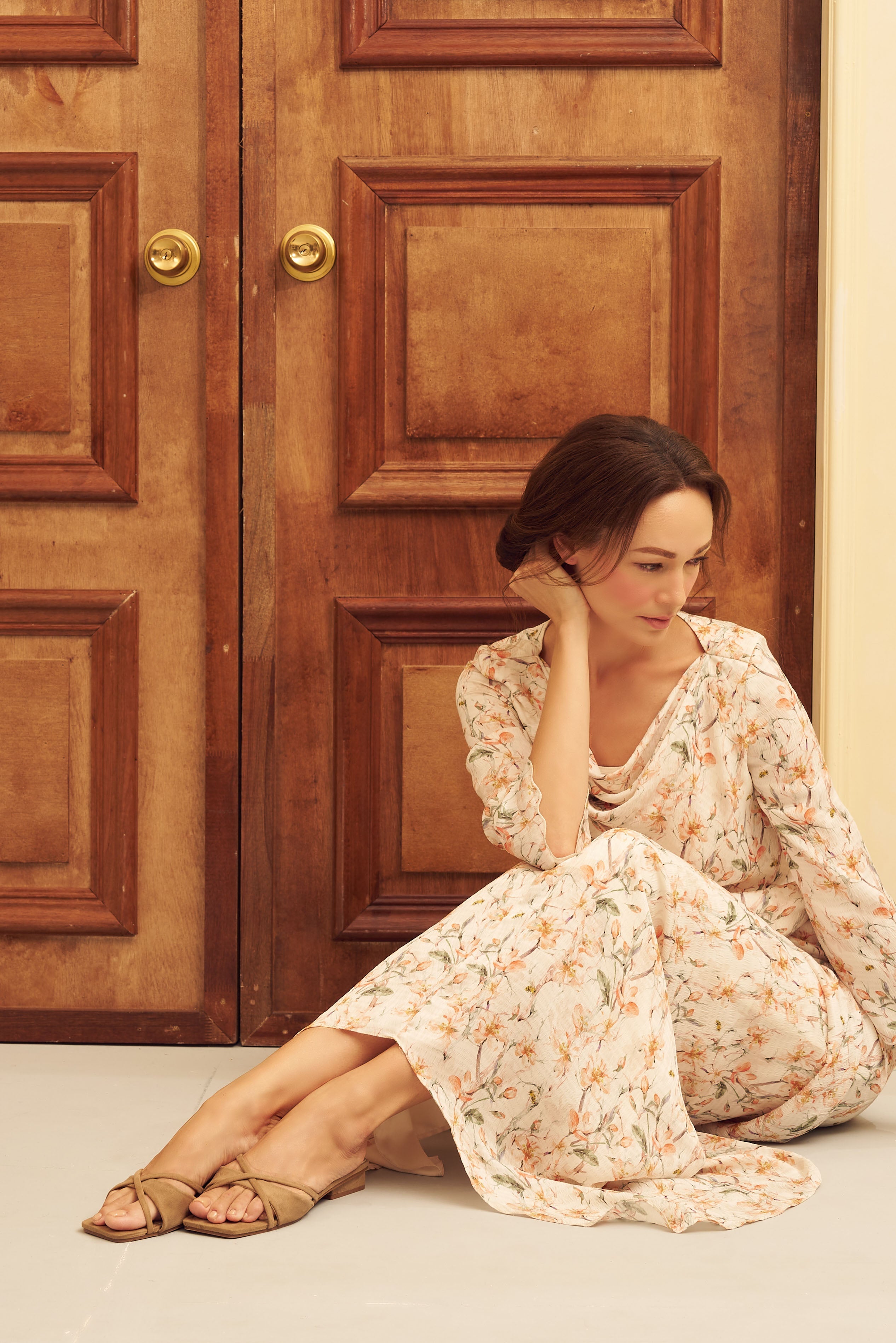 Harleen Crossed Slip Ons Sandals (Dark Olive Green)