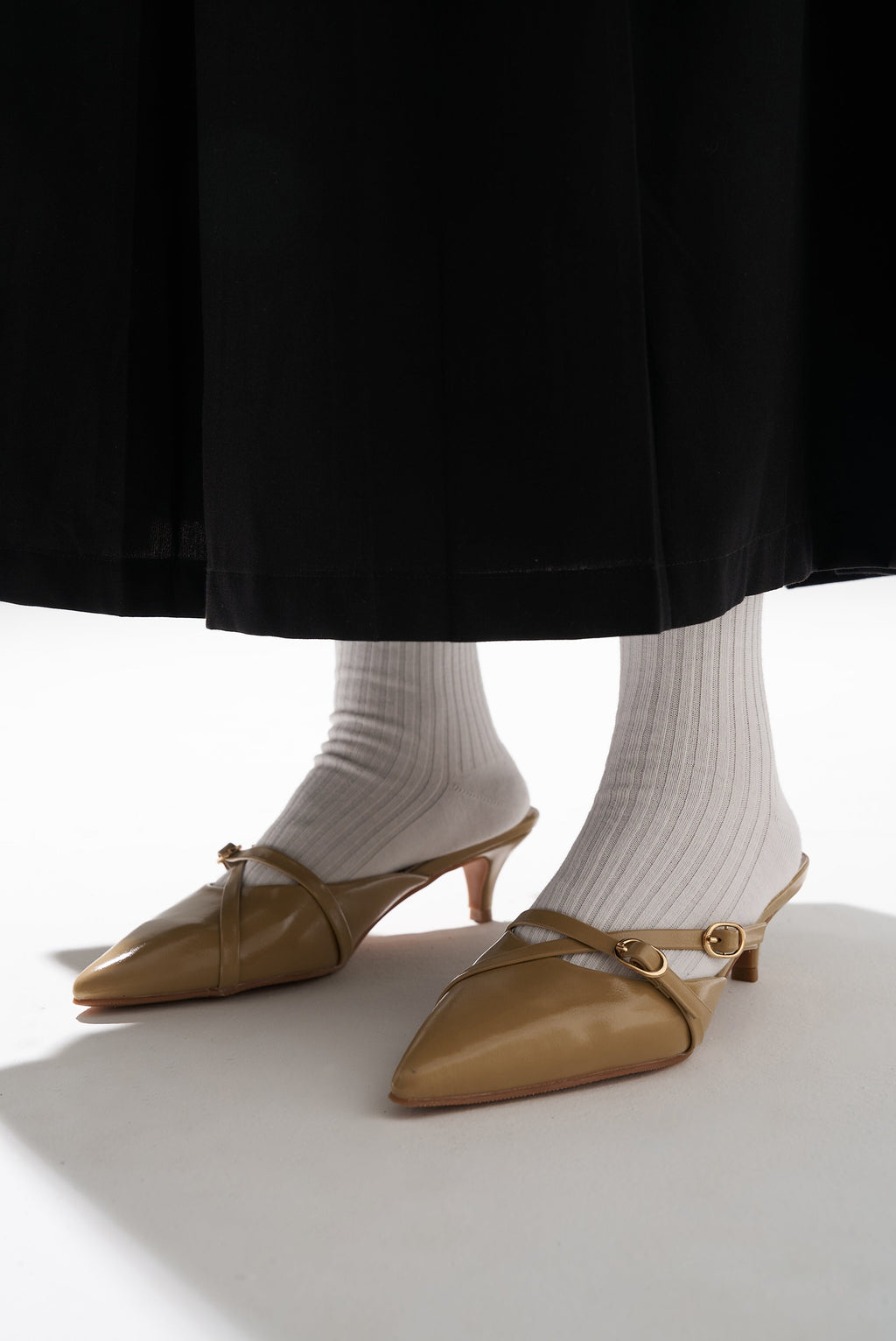 Asly Slip On Pumps Heels (Khaki)